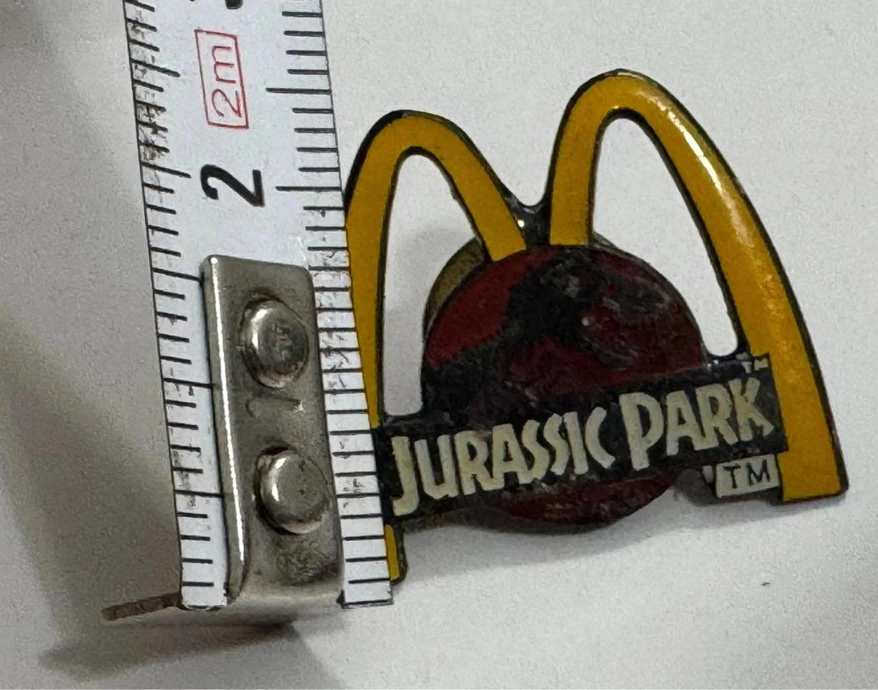 Metalen pin of broche McDonald's dinosaurussen – photo 4